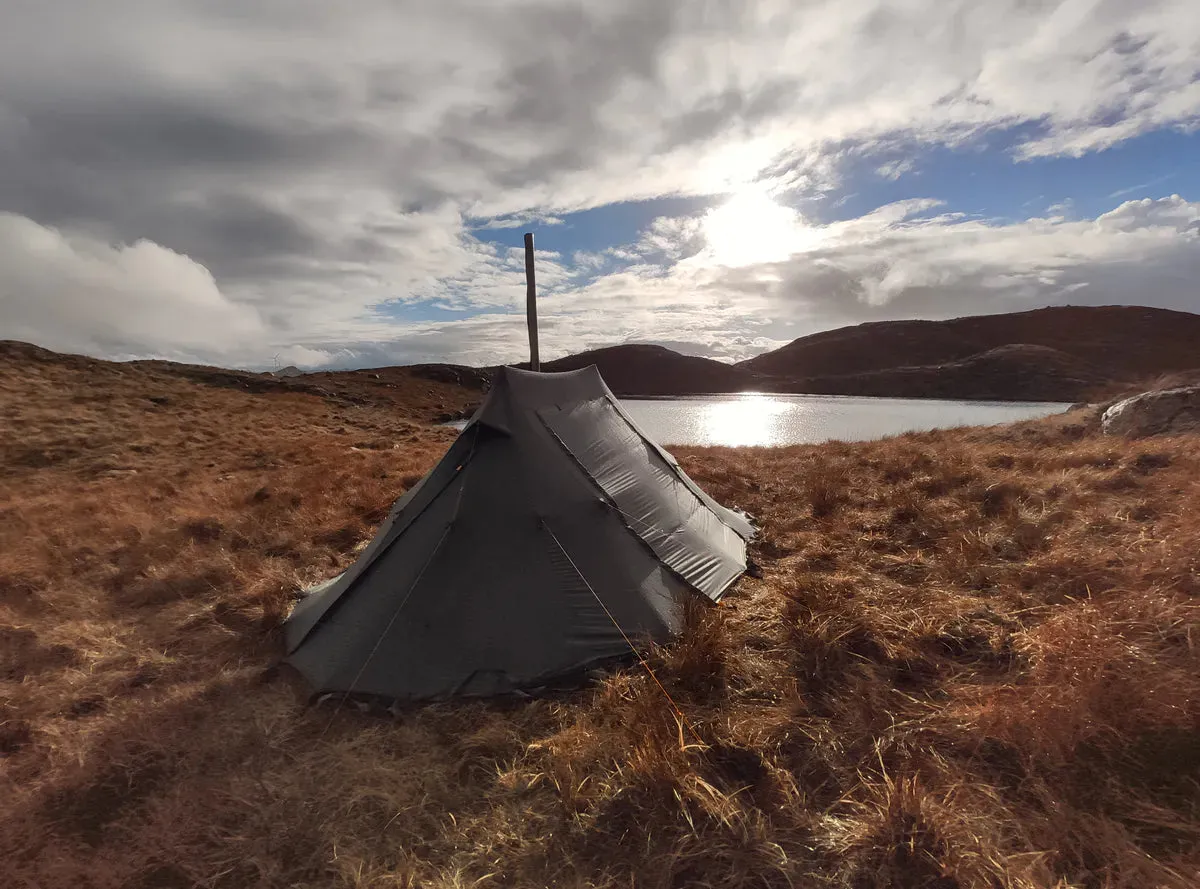 7 Person Camping & Expedition Tent - Koie 7 Tent - 5.9kg by Nortent