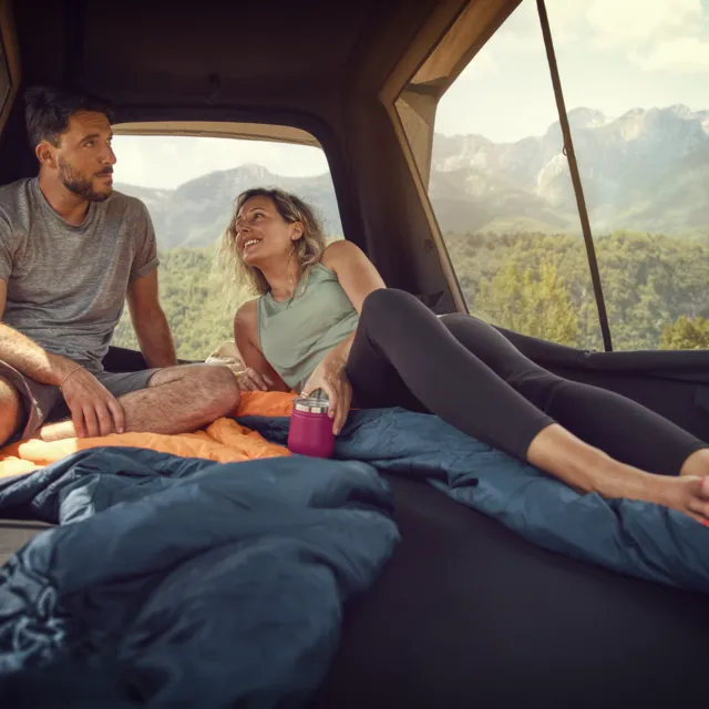DOMETIC | Inflatable Rooftop Tent (TRT 140 AIR)