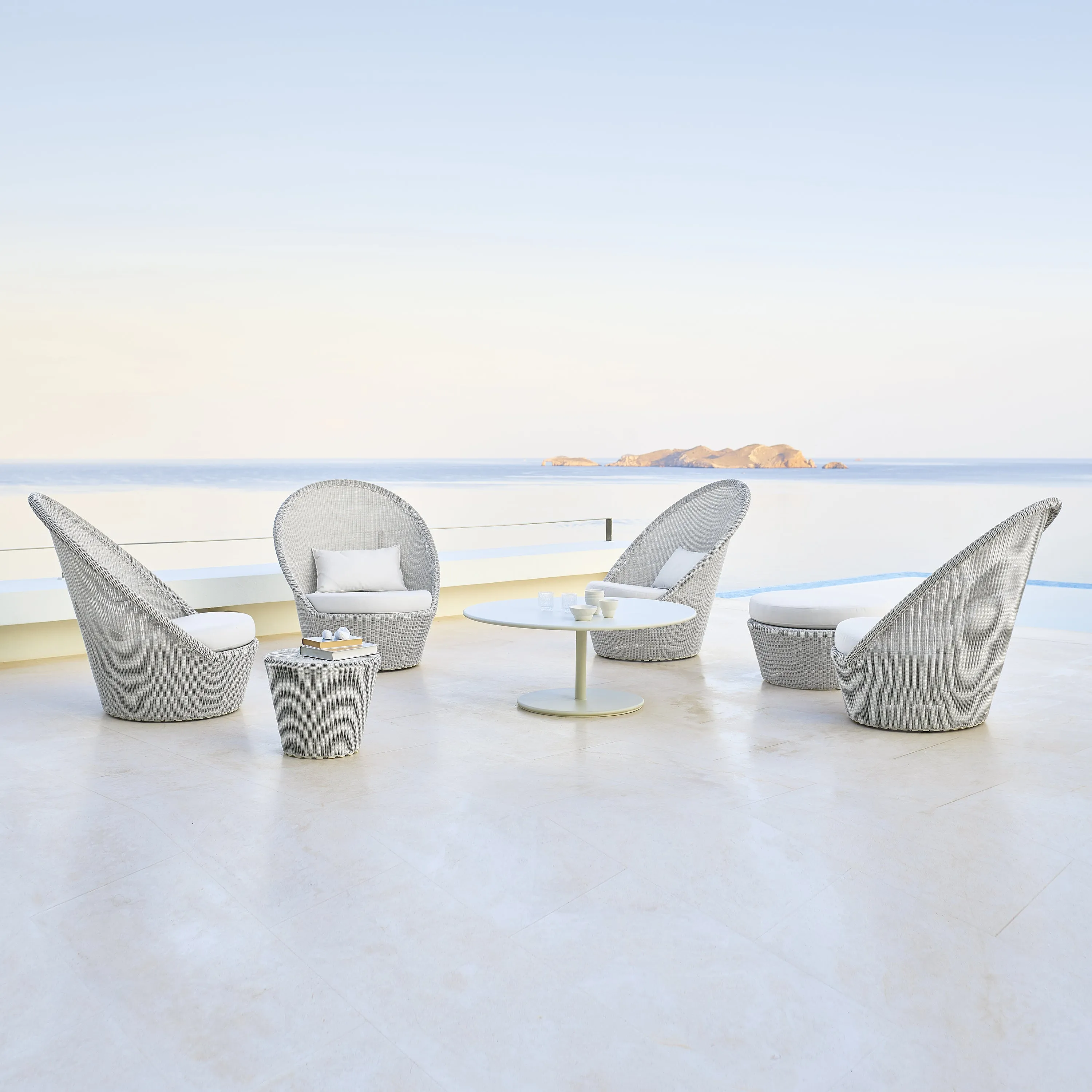 Kingston Outdoor Footstool