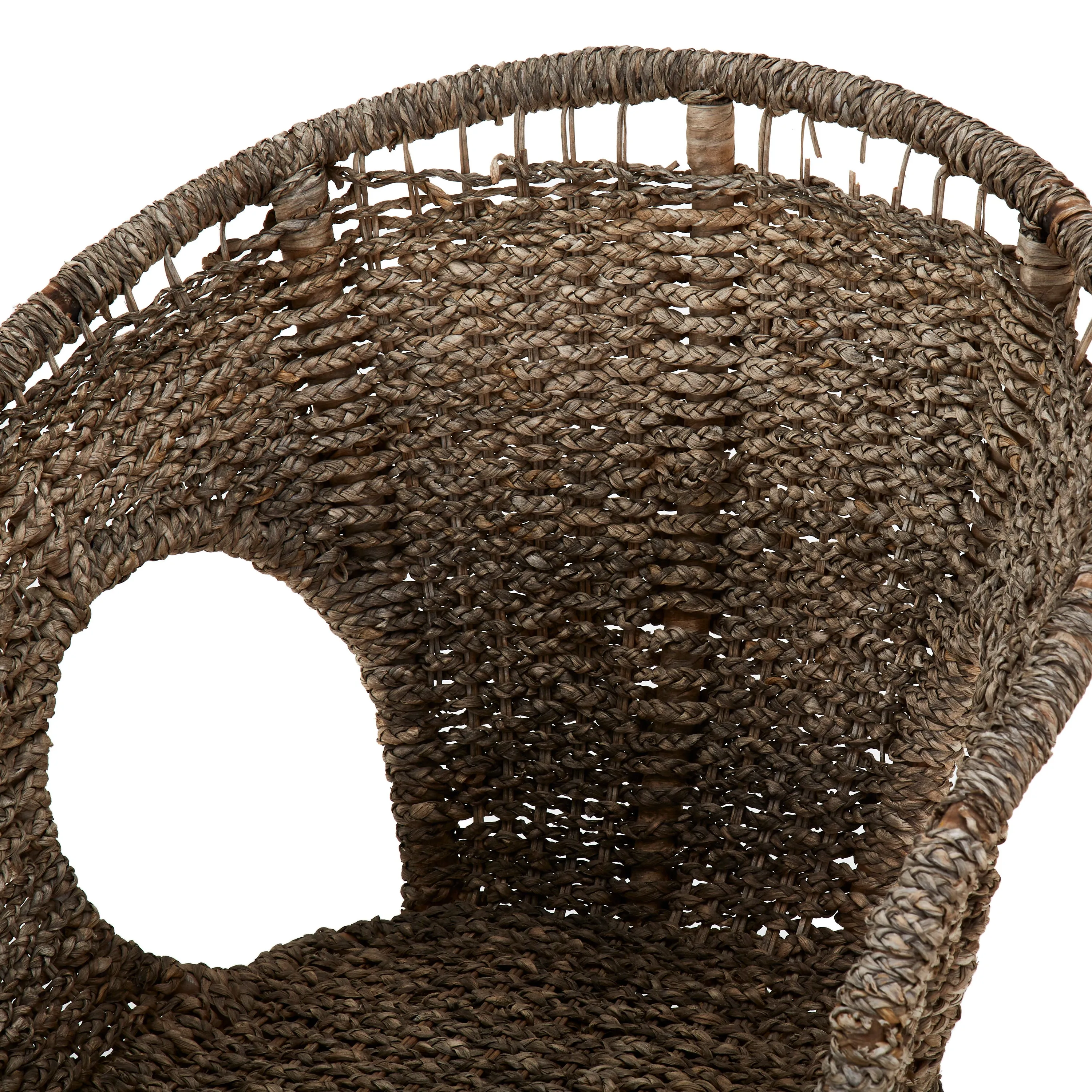 Rounded Wicker Chair